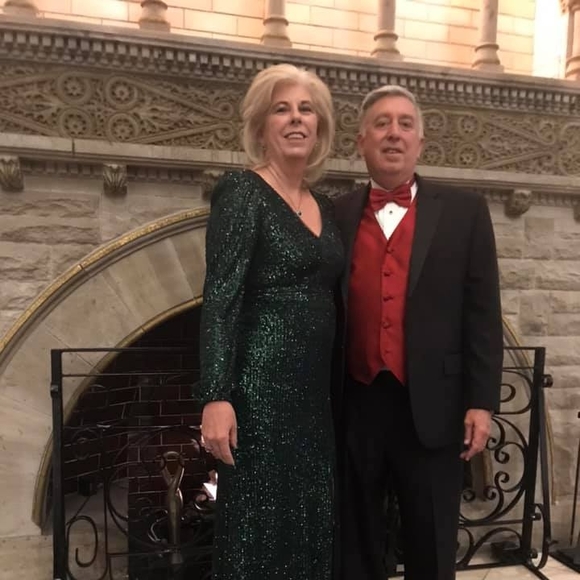 Meet your Posher, Sandy - Picture 1 of 1